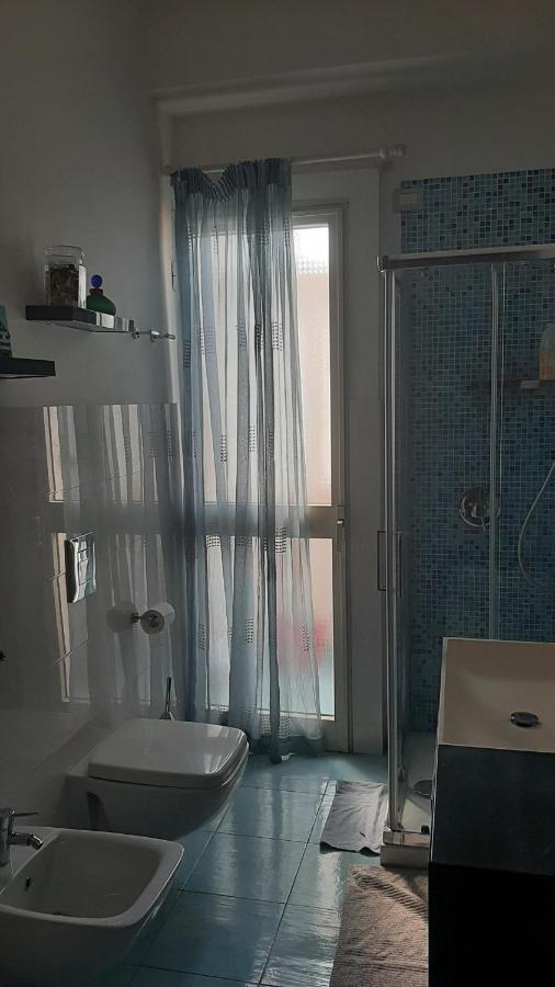 Luna Rossa Rooms Cagliari Bagian luar foto